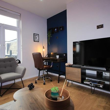 City Centre Gem In Southend Near The Beach, Station And Parking Apartman Kültér fotó