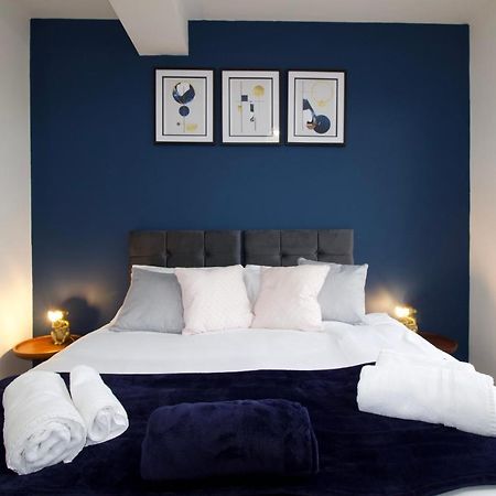 City Centre Gem In Southend Near The Beach, Station And Parking Apartman Kültér fotó