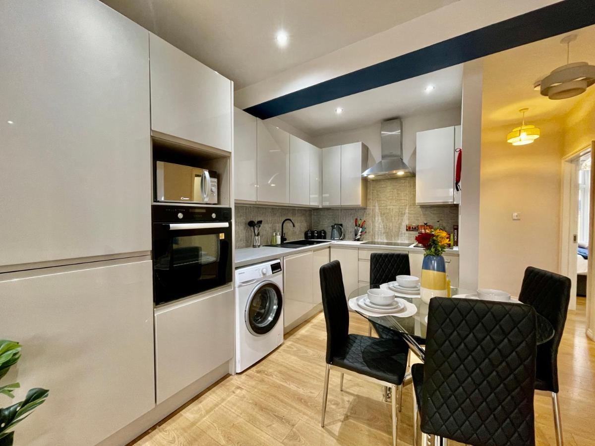 City Centre Gem In Southend Near The Beach, Station And Parking Apartman Kültér fotó