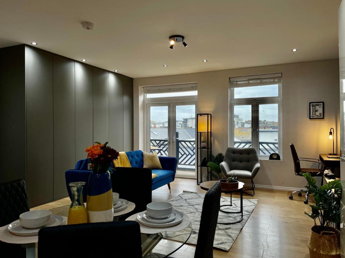 City Centre Gem In Southend Near The Beach, Station And Parking Apartman Kültér fotó